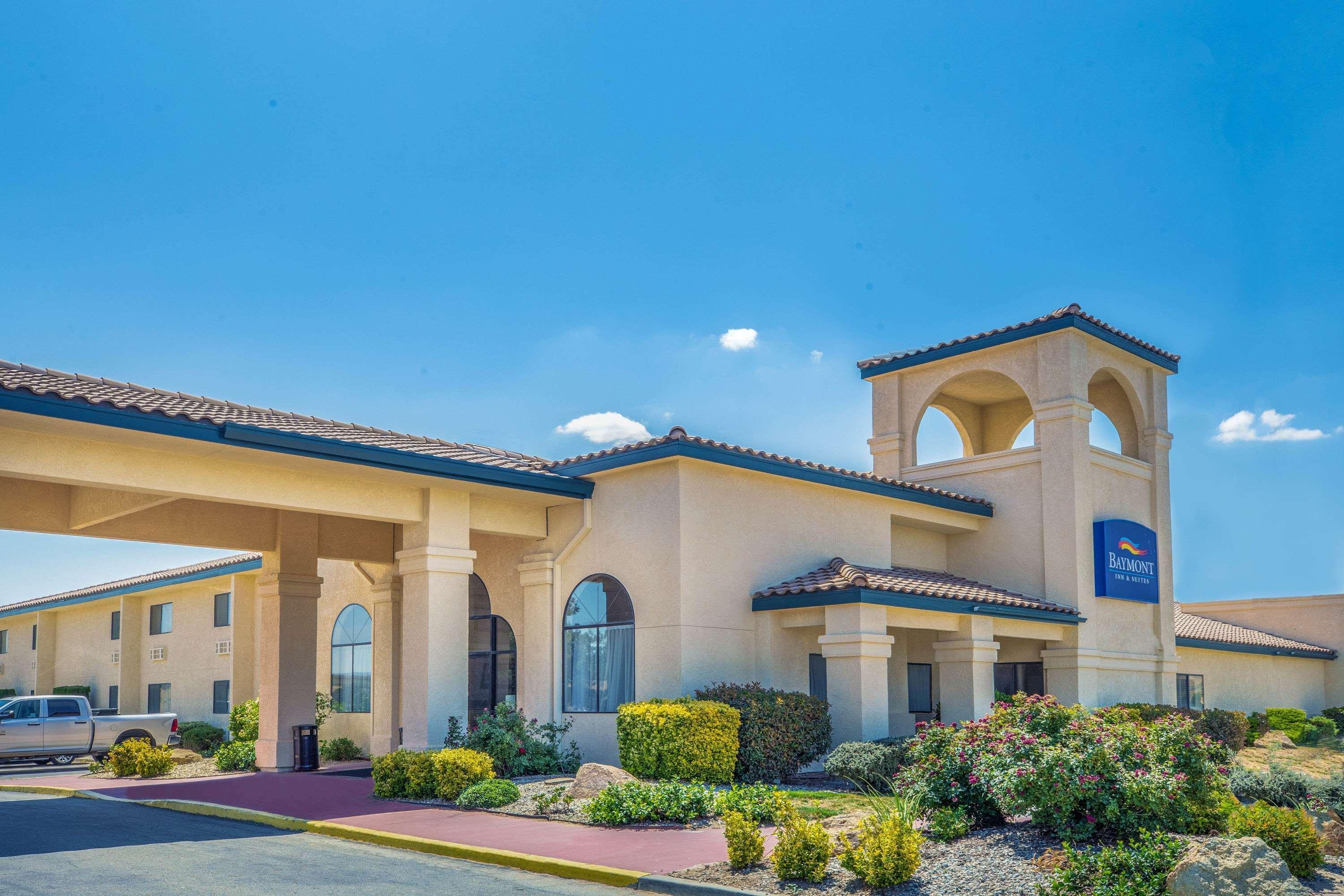 Baymont By Wyndham Tehachapi Hotel Exterior photo